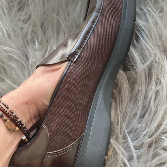 Gucci Slip on Loafers - Picture 10 of 16